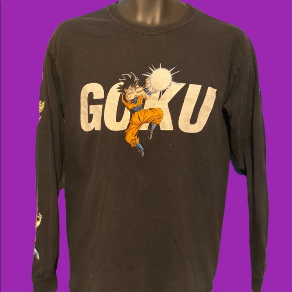 GOKU GRAPHIC TEE